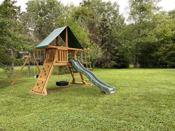 Play Set Assembly Service in Strongsville