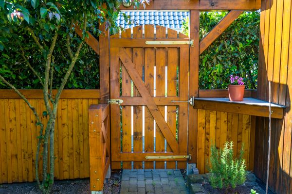 Wood Gate Repair in Strongsville