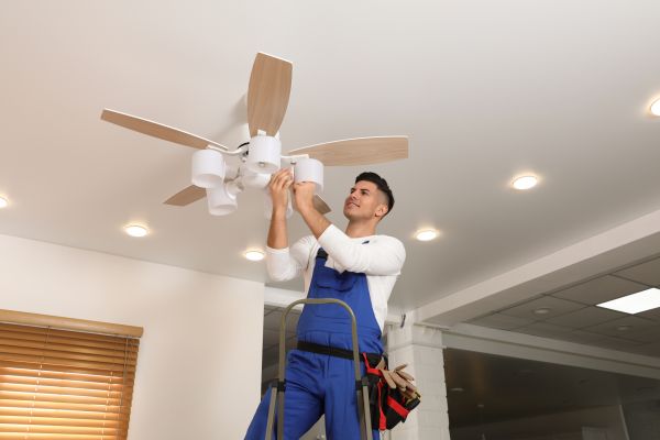 Ceiling Fan Bulb Replacement in Strongsville